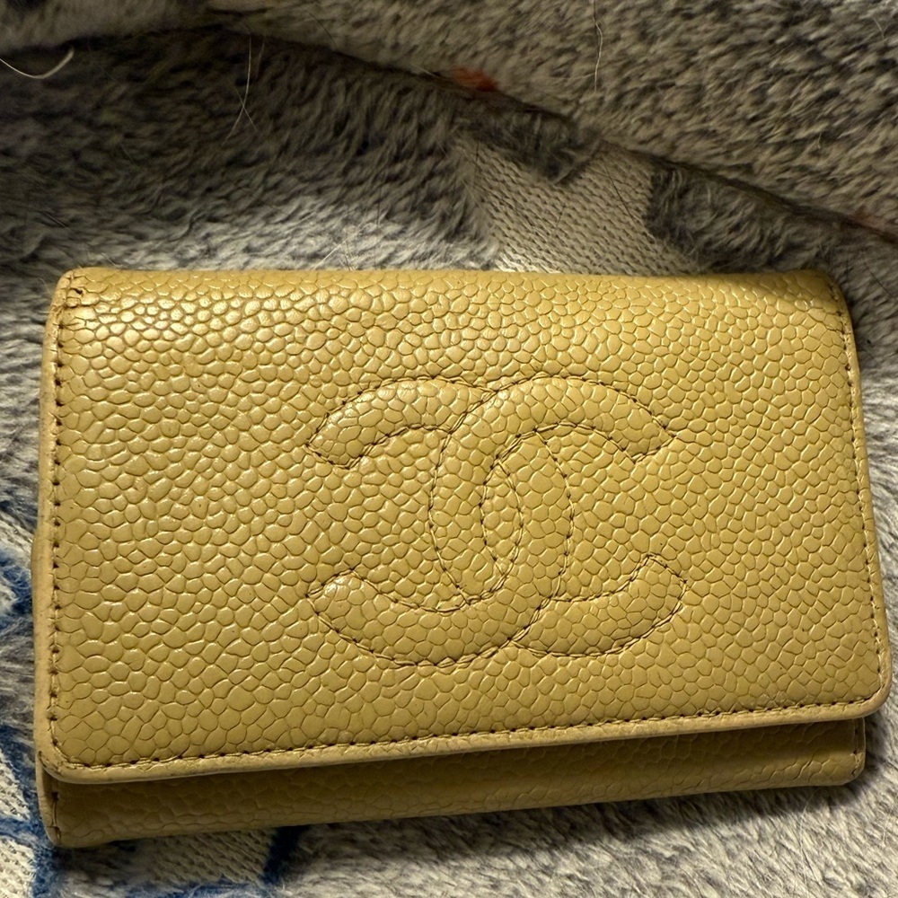 Vintage CHANEL key wallet